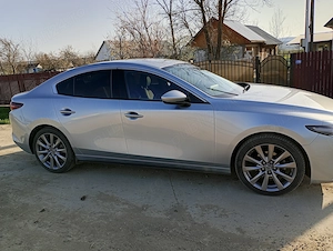 Mazda 3 Skyactiv-X 2.0 186 CP - imagine 2