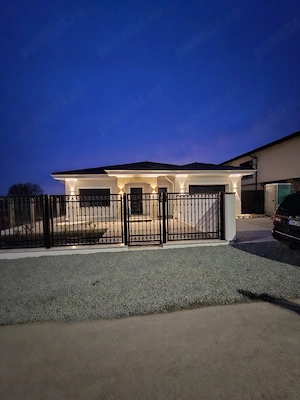 Proprietar, vând casă individuală pe parter-Dumbrăvița