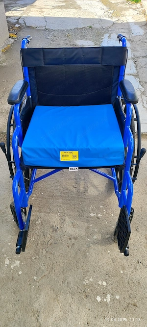 Căruț scaun pentru persoane cu dizabilități 