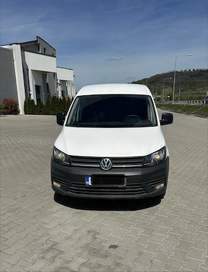 Vând Volkswagen Caddy maxi