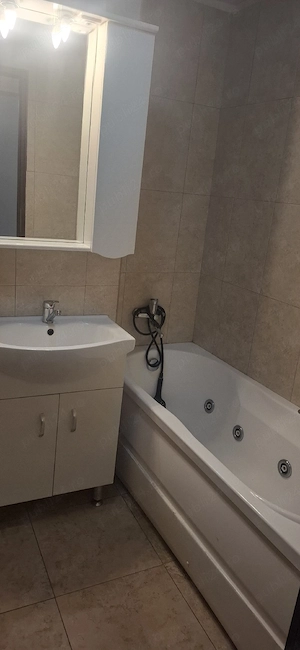 Închiriez apartament 2 camere Zona Lipovei, proprietar - imagine 7