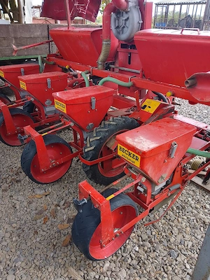 Semanatoare porumb Becker aeromat  - imagine 3