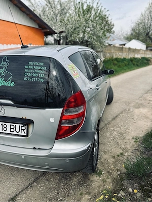 Mercedes A180 - imagine 5