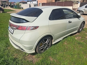 Honda Civic 5DR