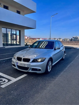 BMW 320d Xdrive 184 cp   2011 E5 - imagine 2