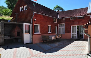 Complex turistic în Munții Apuseni  3 clădiri (cabane), 10 camere, teren 3740 mp - imagine 7