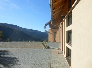 Complex turistic în Munții Apuseni  3 clădiri (cabane), 10 camere, teren 3740 mp - imagine 8