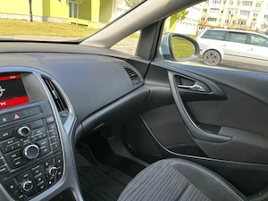 Opel Astra J Sedan, 1,4 l, Turbo, Benzina Ecotec , an 2017  6 600   - imagine 6