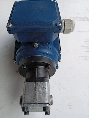 pompa hidraulica  - imagine 4