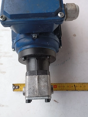 pompa hidraulica  - imagine 2