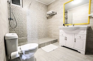 Cazări costinesti 5 minute de plajă  - imagine 3