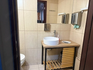 Proprietar inchiriez spatiu commercial cu vad pe Calea Martirilor, 60 mp, 1700 EURO - imagine 5