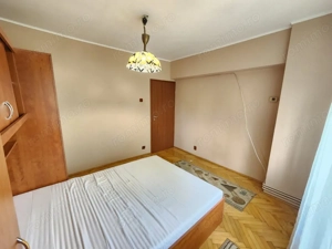 Închiriez apartament cu 2 camere langa Iulius Mall