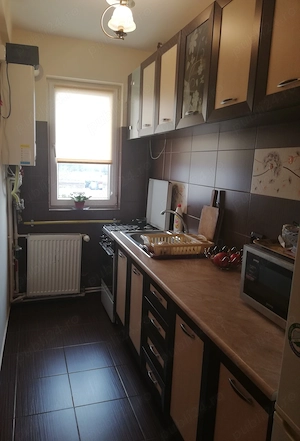 Vând apartament 2 camere - imagine 5