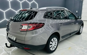 RENAULT MEGANE - imagine 3