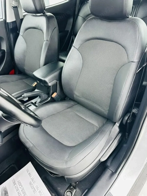 HYUNDAI IX35 - imagine 14