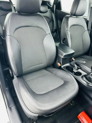 HYUNDAI IX35 - imagine 19