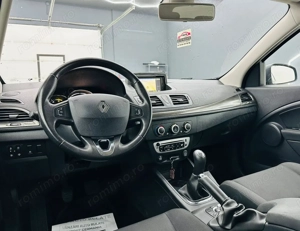 RENAULT MEGANE - imagine 19