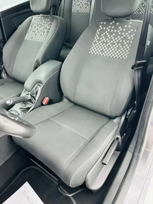 RENAULT MEGANE - imagine 20