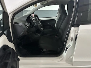 Volskwagen Up! 2016 1.0 Benzina Euro 6 un singur propietar consum foarte mic - imagine 6