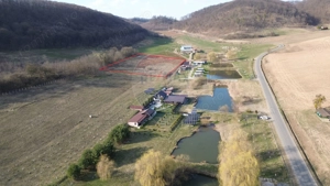 Teren 7000mp Hoghilag / Strada Principala