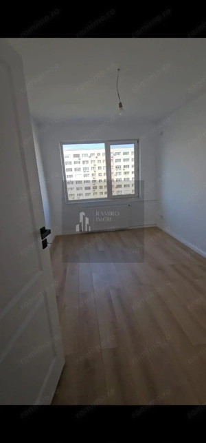 Apartament 2 camere / 53 mp renovat/5 min Metrou Nicolae Grigorescu