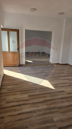 Casă  cu 2 camere de vânzare - imagine 5