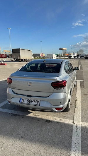 Vand Dacia Logan 2021, automata, stare perfecta, gri metalizat, ecran parcare, 10700 euro. - imagine 3