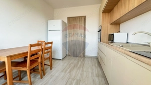 De închiriat – Apartament modern cu 3 camere în Ghimbav - imagine 8