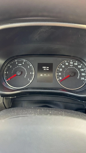 Vand Dacia Logan 2021, automata, stare perfecta, gri metalizat, ecran parcare, 10700 euro. - imagine 6