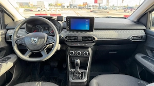 Vand Dacia Logan 2021, automata, stare perfecta, gri metalizat, ecran parcare, 10700 euro. - imagine 5