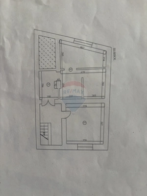 VILA ULTRACENTRALA IDEAL  INVESTITIE - imagine 13