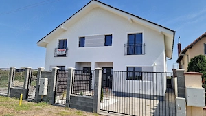 Proprietar Duplex P+M Cochet intrare Remetea , la Cheie - 159.900 Eur