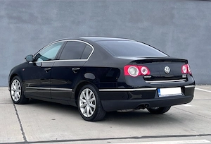 Volkswagen Passat b6 R-line 2008 2.0 tdi 4Motion 140cp înmatriculat in romania  - imagine 6