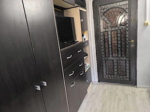 Garsoniera confort 3 de vânzare în sectorul 3 Titan.