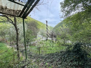 Casa batraneasca cu 2 camere, vedere panoramica, in Toplita, Hunedoara - imagine 3