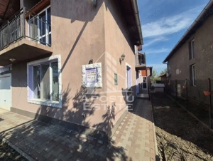 Casa spațioasă, 280 mp utili, Sânnicolau Mare - imagine 2