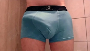 Tânăr pentru fanteziile doamnelor si domnișoarelor 