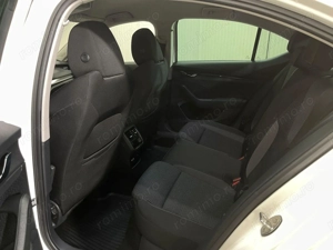 Skoda Octavia - imagine 11