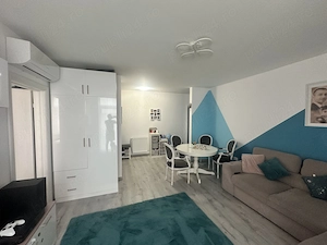 Vând apartament 3 camere 