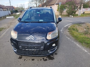 Citroen C3 Picasso 2009 motor 16 hdi  - imagine 3
