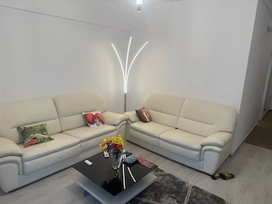 Vand apartament 2 camere 68mp Aparatorii Patriei langa metrou .