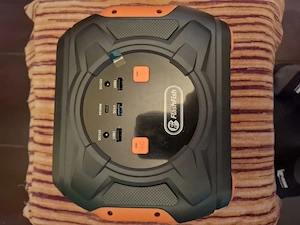alimentator portabil de 300w multifuncțional 