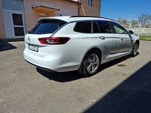 Opel Insignia Sports Tourer 1.5 benzina 165CP cutie automata - imagine 4