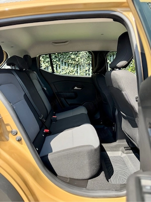 Dacia Sandero Stepway EXTREME+   2025 luna 06   16.000 KM   culoare nouă BEIGE OCHRE SAFARY   Eco G. - imagine 10