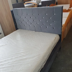 Pat dormitor tapițat 1.40m 2m