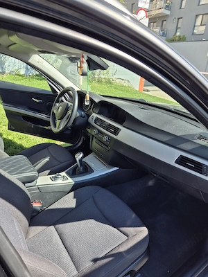 Bmw 320 e91 an 2009 - imagine 5