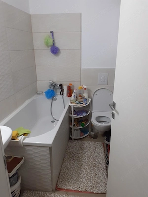 Vânzare aprt. 3 camere în sect.2 - imagine 4