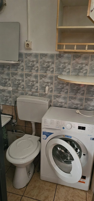 vand garsoniera zona Noua