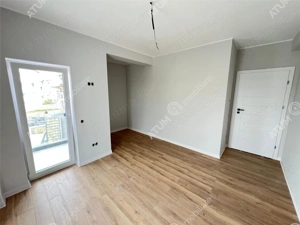Apartament la cheie cu 3 camere 2 bai 2 balcoane parcare zona Brana - imagine 3